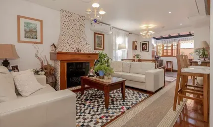 Casa em condomínio de luxo na tristeza: 3 quartos, 1 suíte, 3 banheiros, 2 vagas, 230m² em porto alegre-rs!
