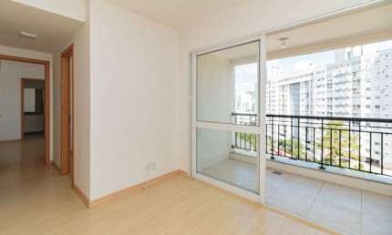 Apartamento à venda em Porto Alegre-RS, Passo da Areia: 2 quartos, 1 suíte, 2 banheiros, 1 vaga, 82m². Venha conferir!