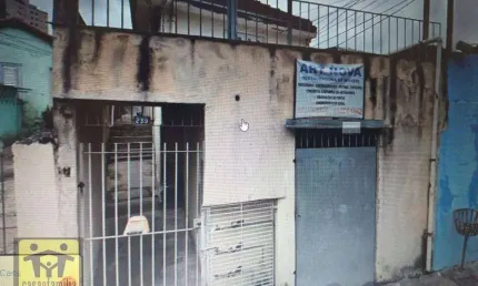 Imóvel próximo metrô Sacomã para investidores :  4 casas e um salão