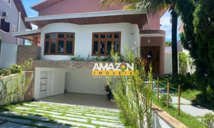 Sobrado com 4 dormitórios para alugar, 300 m² por R$ 7.050,00/mês - Condomínio Taubaté Village  - Taubaté/SP