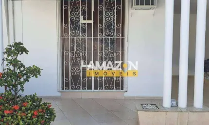 Casa com 3 dormitórios à venda, 155 m² por R$ 550.000,00 - Jardim Santa Clara - Taubaté/SP