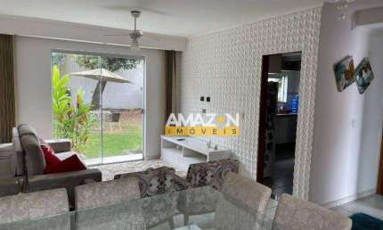 Sobrado com 3 dormitórios à venda, 280 m² por R$ 800.000,00 - Residencial São Charbel - Taubaté/SP