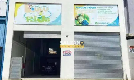 Galpão para alugar, 270 m² por R$ 6.000,00/mês - Vista Alegre - Taubaté/SP