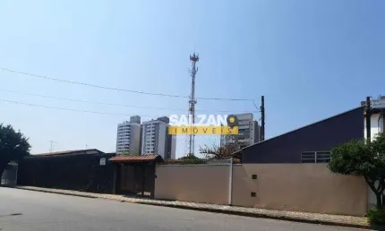 Terreno à venda, 750 m² por R$ 1.802.000,00 - Vila Jaboticabeira - Taubaté/SP