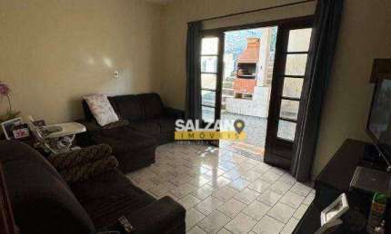 Casa com 3 dormitórios à venda, 250 m² por R$ 742.000,00 - Jardim Baronesa - Taubaté/SP