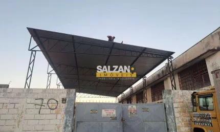 Galpão, 250 m² - venda por R$ 1.060.000,00 ou aluguel por R$ 5.500,00/mês - Vila Aparecida - Taubaté/SP