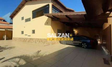 Sobrado com 4 dormitórios à venda, 350 m² por R$ 820.000,00 - Parque São Cristóvão - Taubaté/SP