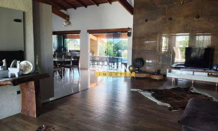 Casa com 4 dormitórios à venda, 515 m² por R$ 2.070.000,00 - Chácara São Félix - Taubaté/SP