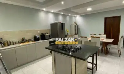 Casa com 3 dormitórios à venda, 250 m² por R$ 615.000,00 - Parque São Cristóvão - Taubaté/SP