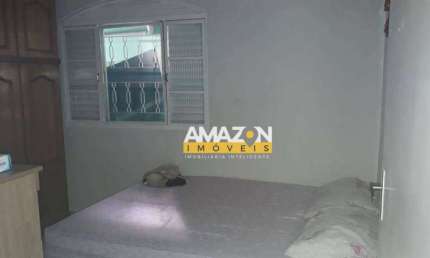 Casa com 3 dormitórios à venda, 240 m² por R$ 430.000,00 - Jardim Gurilândia - Taubaté/SP
