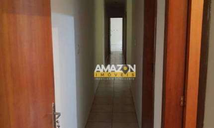 Casa com 3 dormitórios à venda, 300 m² por R$ 450.000,00 - Estiva - Taubaté/SP