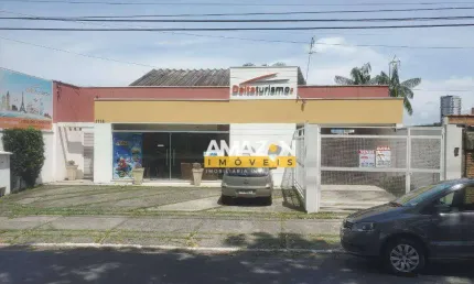 Casa com 5 dormitórios, 200 m² - venda por R$ 1.800.000,00 ou aluguel por R$ 5.300,00/mês - Jardim das Nações - Taubaté/SP