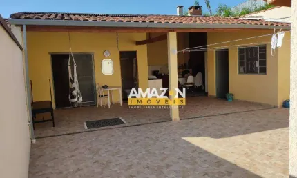 Casa com 3 dormitórios à venda, 130 m² por R$ 450.000,00 - Vila Marly - Taubaté/SP