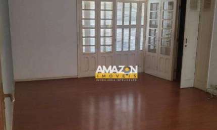 Sobrado com 6 dormitórios, 450 m² - venda por R$ 955.000,00 ou aluguel por R$ 5.250,00/mês - Centro - Taubaté/SP