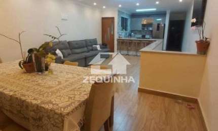 Casa com 4 quartos à venda no Jardim Adriana, Guarulhos 