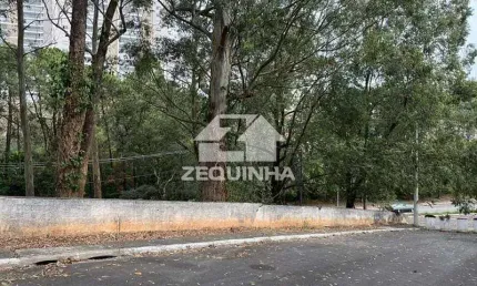 Terreno à venda no Parque dos Príncipes, São Paulo 