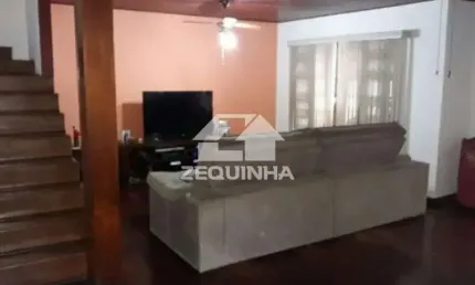 Casa em condomínio fechado com 4 quartos à venda na Vila Yara, Osasco 