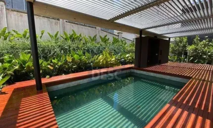 Casa à venda no Cond. Porto Riviera, Praia Brava - Itajaí