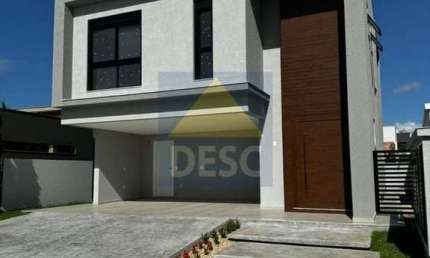 Casa à venda no Condomínio Caledônia Private Village em Camboriú