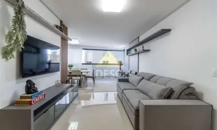 Apartamento decorado e mobiliado à venda no Ed. Villa Castelli em Balneário Camboriú