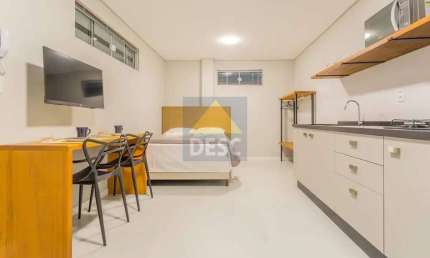 Studio mobiliado para locação anual no Bairro da Barra