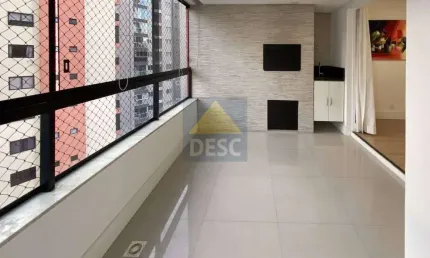 Apartamento quadra mar com 3 dormitórios para locação anual no Ed. Morro dos Ventos no Centro sul de Balneário Camboriú