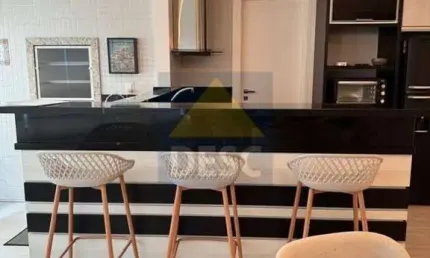 Apartamento à venda no Ed. Porto Luna no Centro de Balneário Camboriú