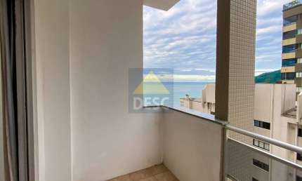 Apartamento vista mar à venda no Edifício Saint Tropez na Avenida Atlântica em Balneário Camboriú
