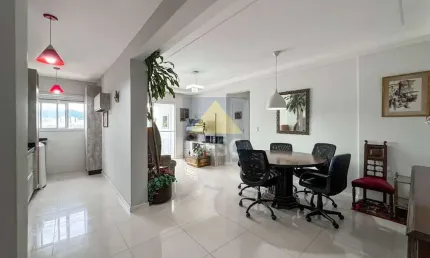 Apartamento semi mobiliado à venda no Ed. Turmalina em Balneário Camboriú
