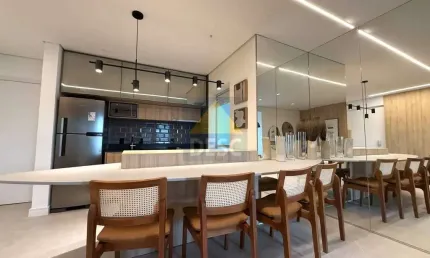 Apartamento à venda com 2 dormitórios no Ed Bora Bora na Praia Brava em Itajaí