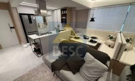 Apartamento mobiliado com dois dormitórios à venda no Ed. Imperatriz em Balneário Camboriú