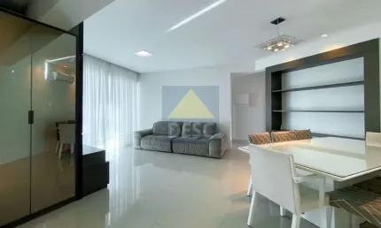 Apartamento quadra mar com 3 suítes para locação no Ed. Grand Royale em Balneário Camboriú