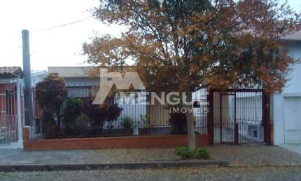 Casa com 2 quartos à venda na Rua Serafim Alencastro, 154, Sarandi, Porto Alegre por R$ 490.000