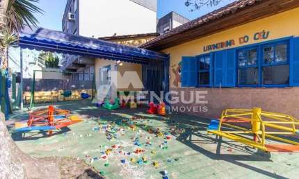 Casa com 3 quartos à venda na Rua Baden Powell, 168, Sarandi, Porto Alegre por R$ 550.000