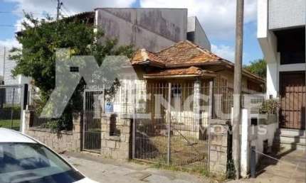 Terreno à venda na Rua Morretes, 329, Santa Maria Goretti, Porto Alegre por R$ 465.000