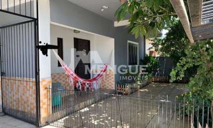 Casa com 5 quartos à venda na Rua Rodrigues Moreira, 99, Sarandi, Porto Alegre por R$ 550.000