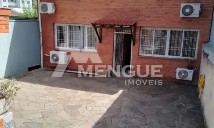Casa com 4 quartos à venda na rua monte bonito, 120, jardim floresta, porto alegre por r$ 736.000