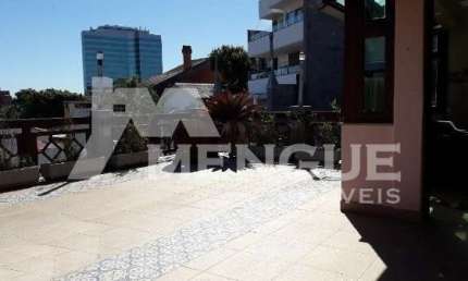 Casa com 5 quartos à venda na Rua General Francisco de Paula Cidade, 200, Chácara das Pedras, Porto Alegre por R$ 1.990.000