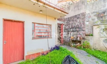Casa com 3 quartos à venda na rua carlos lacerda, 115, jardim itu sabará, porto alegre por r$ 475.000