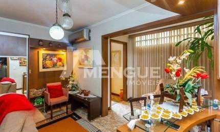 Casa com 3 quartos à venda na Rua Marco Polo, 163, Cristo Redentor, Porto Alegre por R$ 730.000