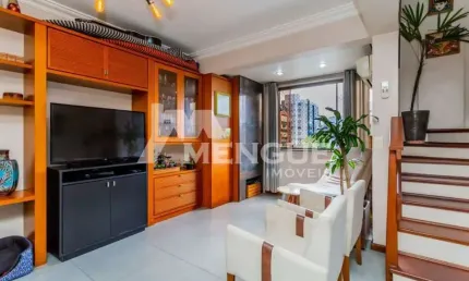 Cobertura com 2 quartos à venda na Rua Brito Peixoto, 237, Passo da Areia, Porto Alegre por R$ 532.000