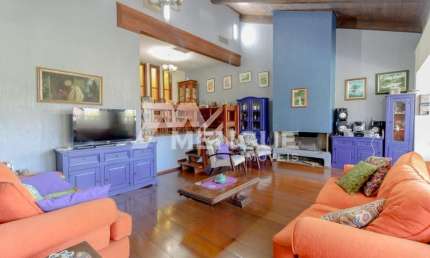 Casa com 3 quartos à venda na Rua Doutor Barbosa Gonçalves, 51, Chácara das Pedras, Porto Alegre por R$ 1.380.000