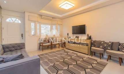 Casa com 2 quartos à venda na Rua Padre Bruno Francisco Durayski, 176, Jardim Itu Sabará, Porto Alegre por R$ 700.000