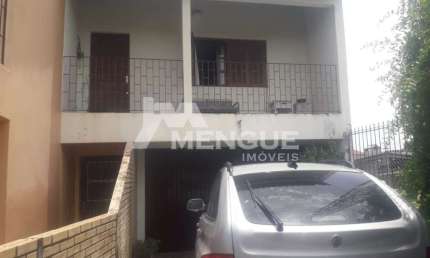 Casa com 3 quartos à venda na Rua da Várzea, 48, Jardim São Pedro, Porto Alegre por R$ 900.000
