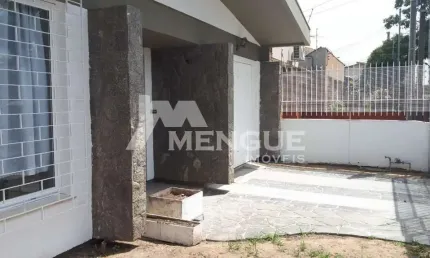 Casa com 3 quartos à venda na Avenida dos Gaúchos, 790, Sarandi, Porto Alegre por R$ 510.000
