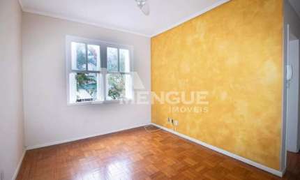 Apartamento com 3 quartos à venda na Rua Professora Cecy Cordeiro Thofehrn, 95, Sarandi, Porto Alegre por R$ 350.000