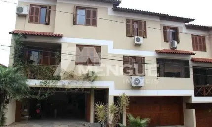 Casa com 3 quartos à venda na Avenida Pereira Pinto, 232, Jardim São Pedro, Porto Alegre por R$ 645.000