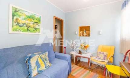 Casa com 3 quartos à venda na Rua Marechal Simeão, 42, Passo da Areia, Porto Alegre por R$ 520.000