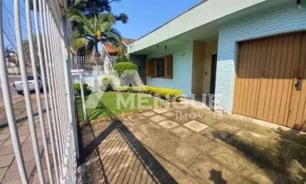 Casa com 3 quartos à venda na Rua Baden Powell, 210, Sarandi, Porto Alegre por R$ 649.900