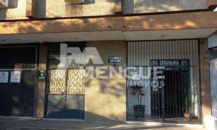 Sala comercial à venda na Avenida Tapiaçu, 310, Passo da Areia, Porto Alegre por R$ 85.000